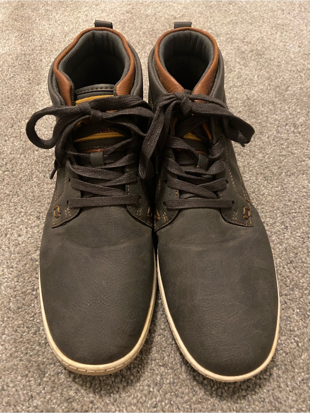 Levi's Men's Goshen Faux-Leather Mid-Top Sneaker Boots